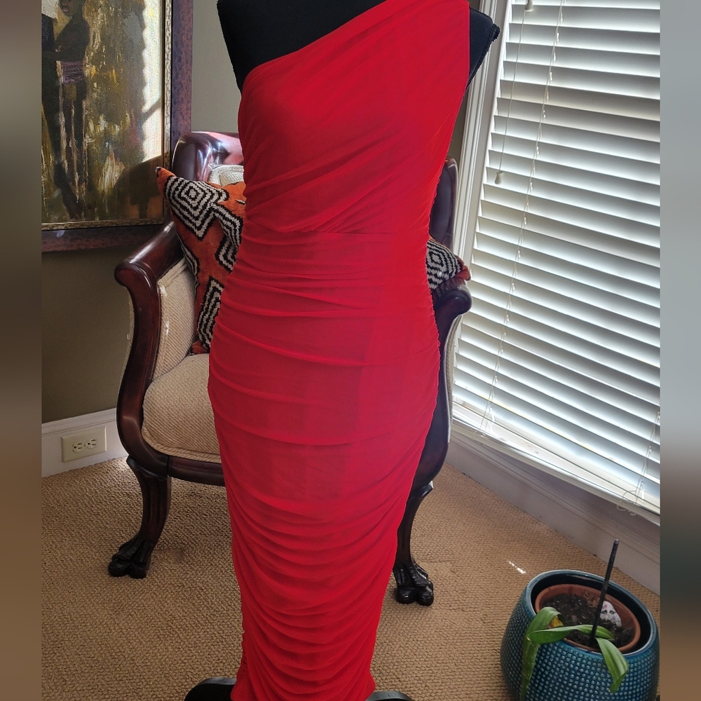 ❤️JLUXLABEL Striking Red One-Shoulder Dress